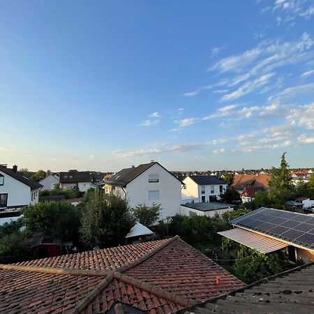 Messe- Und Ferienwohnung Feucht Extérieur photo