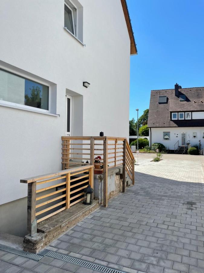 Messe- Und Ferienwohnung Feucht Extérieur photo