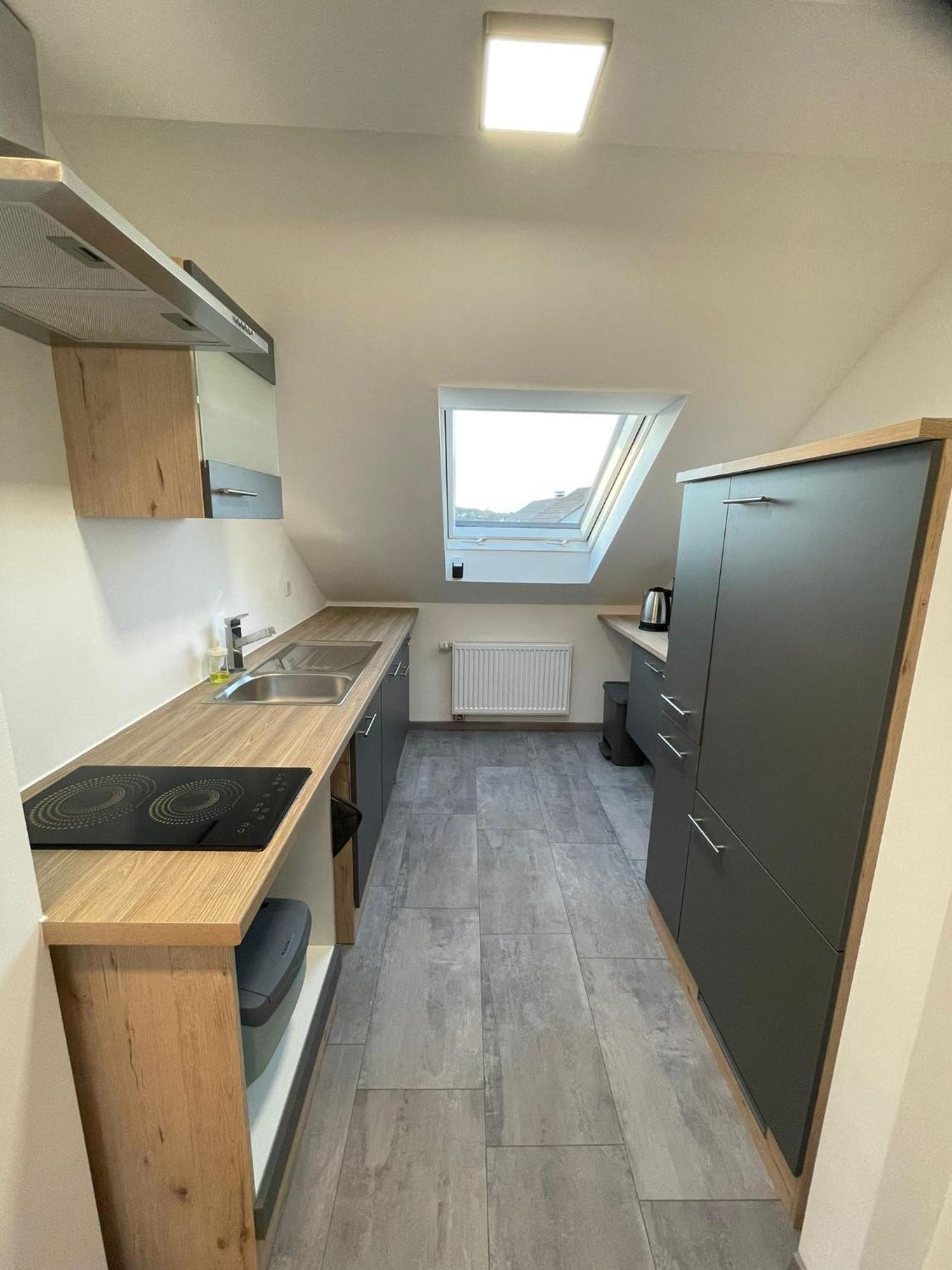 Messe- Und Ferienwohnung Feucht Extérieur photo